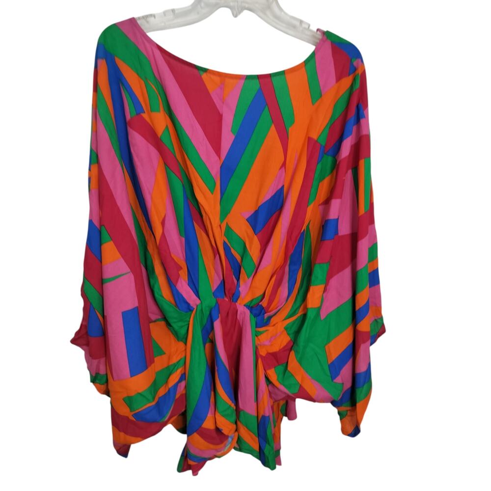 5285) JW Style Multicolor Geo Print Relaxed Dolman Sleeve Top Plus 2X - Picture 4 of 7